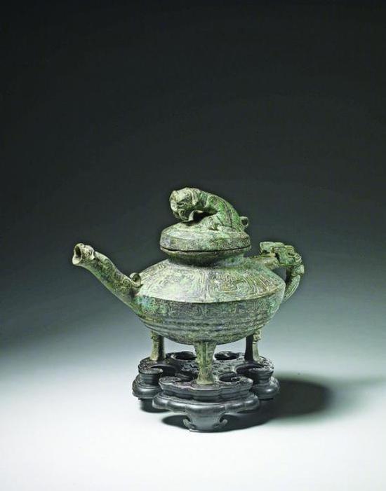 英國(guó)拍賣(mài)疑似圓明園文物 背德與自私的遺產(chǎn)黑暗一角